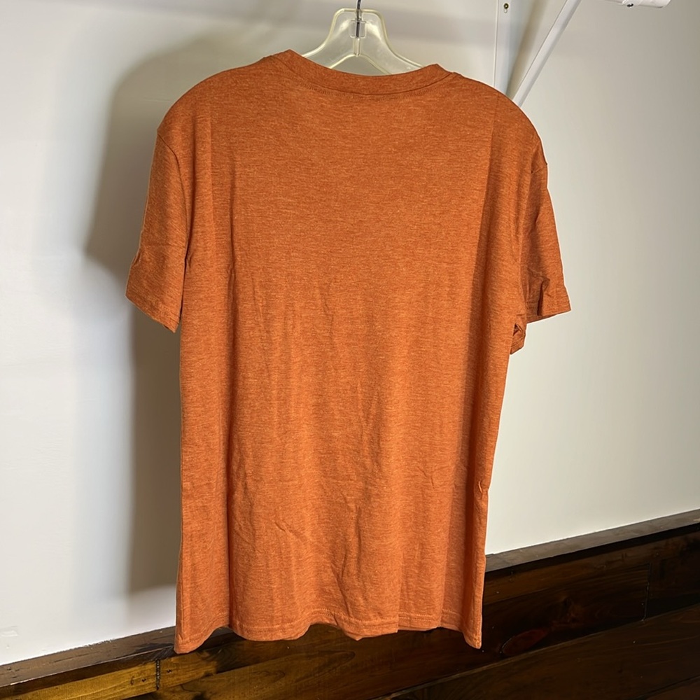 Orange Hocus Pocus Graphic‎ Tee- L - Picture 2 of 5